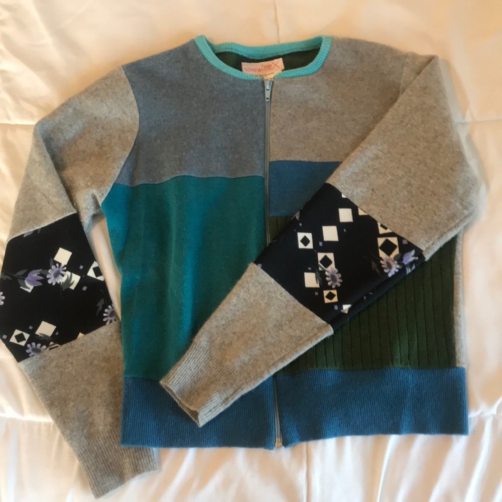 Boutique light sweater